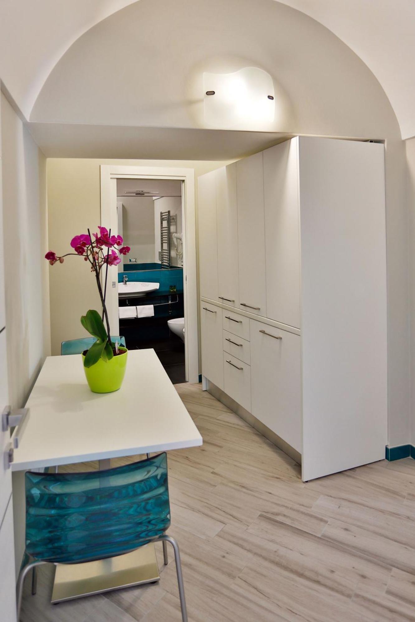 Amalfi Apartments Design Centro Storico Екстериор снимка
