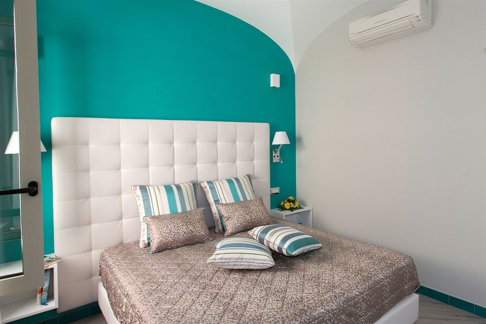 Amalfi Apartments Design Centro Storico Екстериор снимка